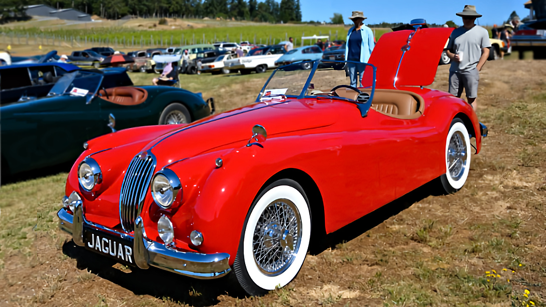 Click to Enlarge-Esc to Close myimgs/ArtDecoCars1937-60/1955 Jaguar XK140.jpg